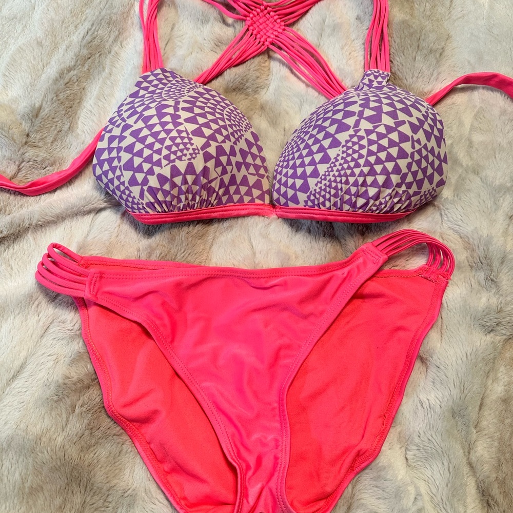 NEW Bikini